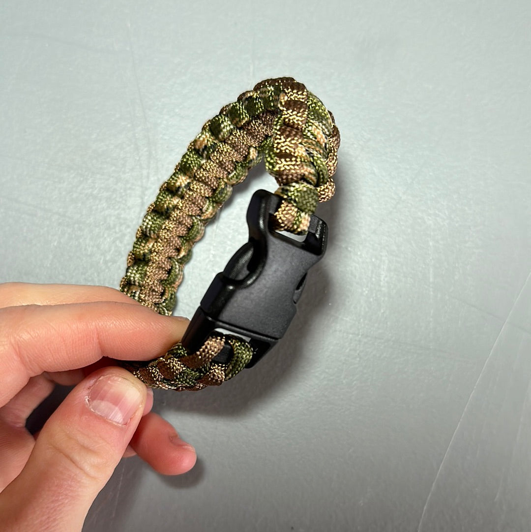 Paracord Bracelet - Camo & Brown! - 8" diameter