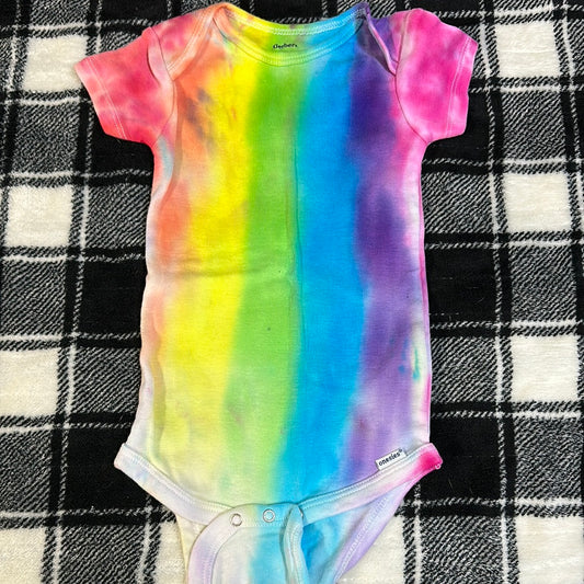 Tie Dye Onesie! Rainbow Pattern! 12 months